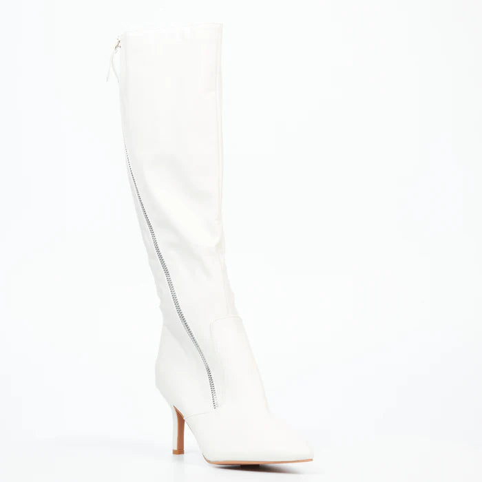Lively 15 - White