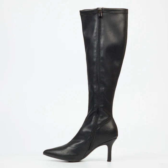 Lively 7 - Black
