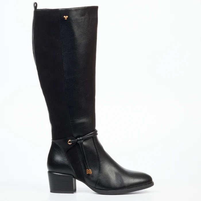 Tacoma 2 - Black