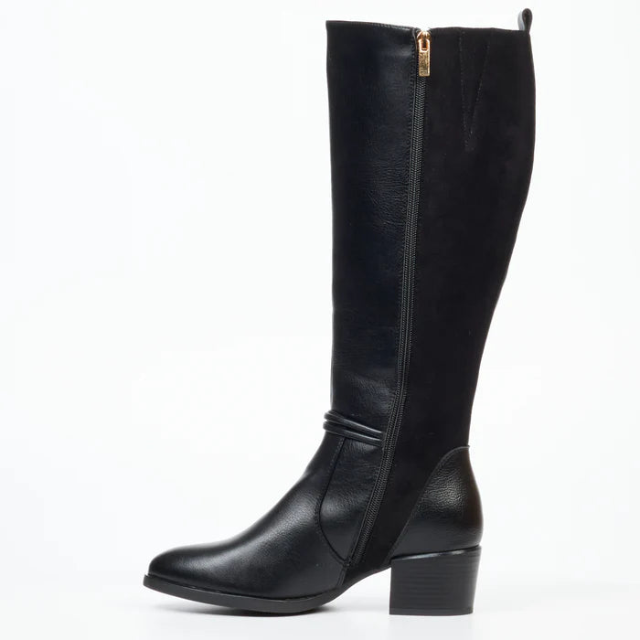 Tacoma 2 - Black
